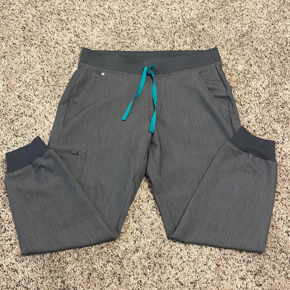New Figs Joggers Medium